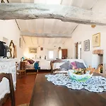 Apartment Grand Studio Terrasse-Loft Boheme Maureillas