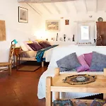 Apartment Grand Studio Terrasse-Loft Boheme Maureillas